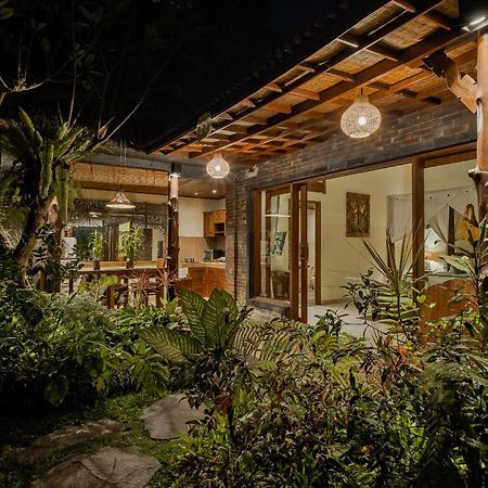 Teja Lokha Ubud Villa 외부 사진